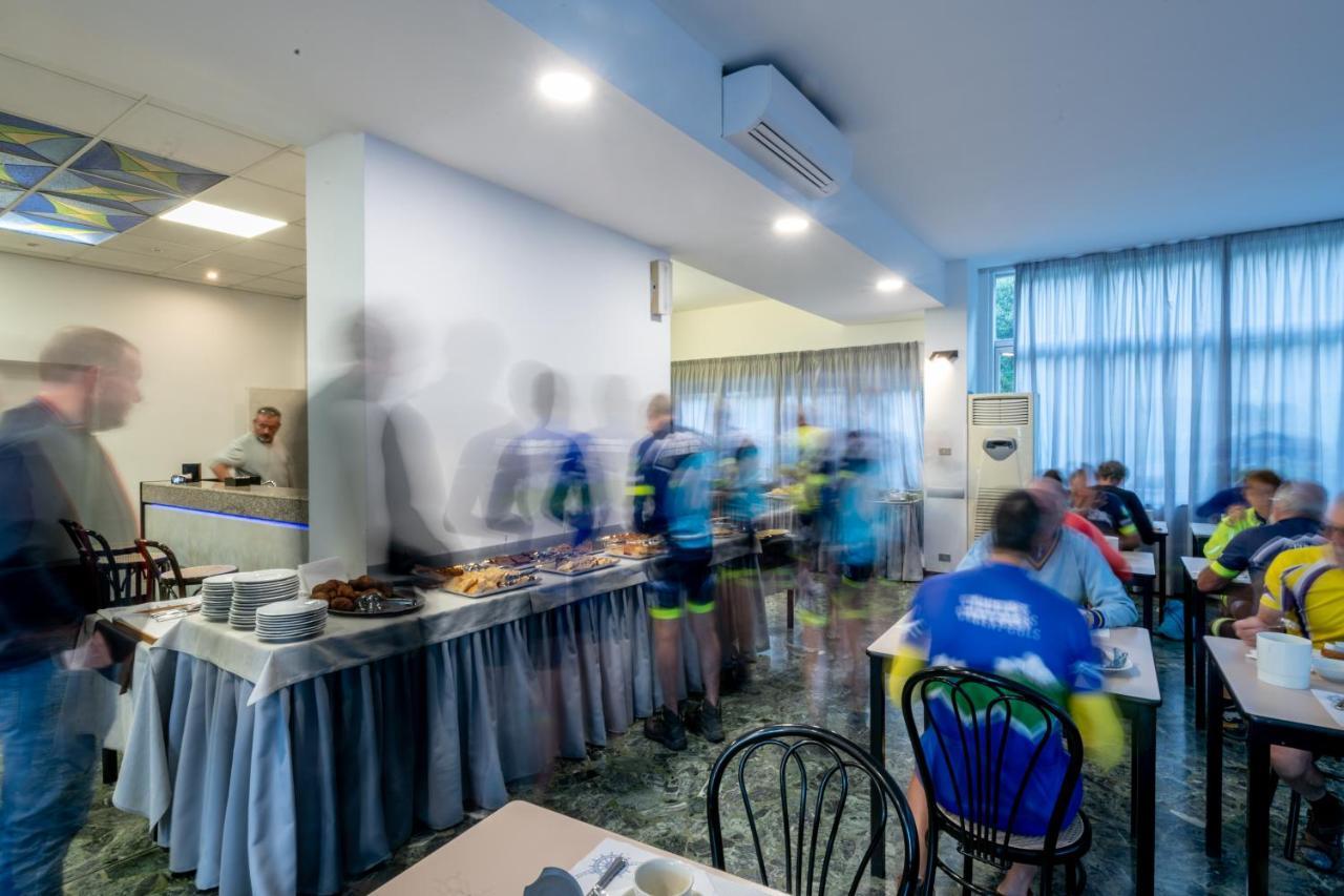 Real Park Hotel กาวีดีลาวานญา ภายนอก รูปภาพ